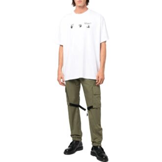 Camiseta blanca de manga corta y corte holgado con estampado del logotipo SS22