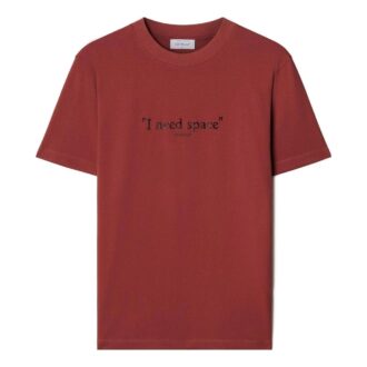 Camiseta de algodón «Give Me Space» «Tono rojo ladrillo oscuro»