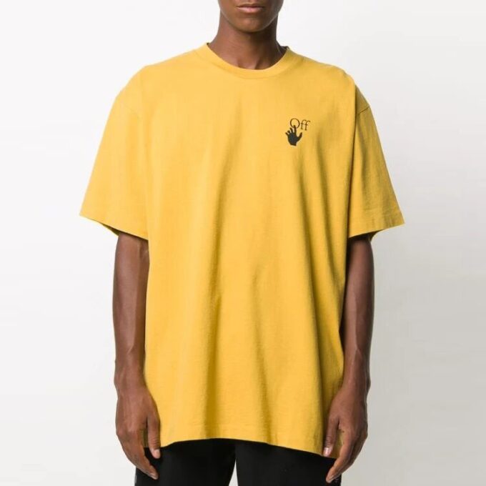 Camiseta holgada de manga corta con estampado de flechas, color amarillo