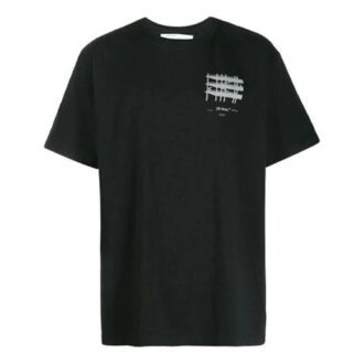 Camiseta negra de manga corta con estampado del logotipo