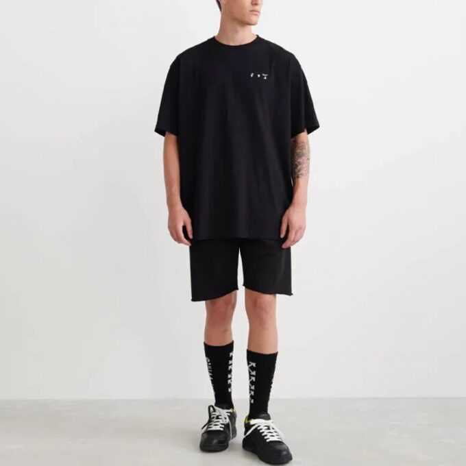 Camiseta Off-White para hombre de la colección primavera-verano 2022 con estampado de Caravaggio en la espalda, de corte holgado y manga corta, color negro