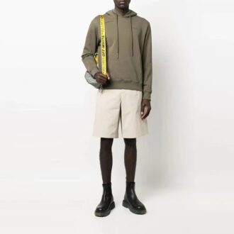 Pantalones Cortos tipo bermuda Off-White para hombre SS22 con estampado de Arrows, color beige