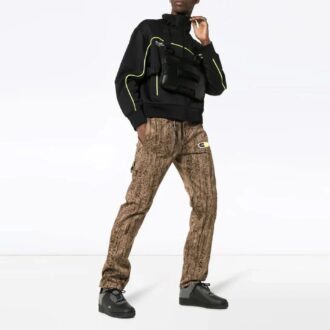 Pantalones deportivos de camuflaje Off-White para hombre con etiqueta con logotipo, corte ajustado, color beige