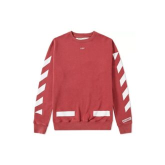 Sudadera con flechas diagonales en rojo.