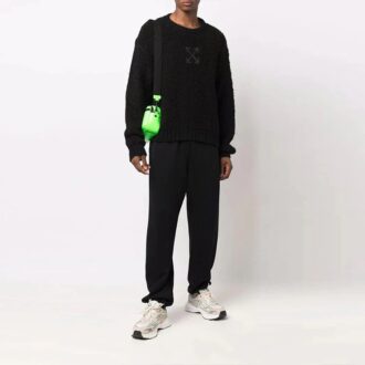 Suéter de lana de cuello redondo y manga larga con estampado de Arrows Off-White para hombre FW21, color negro