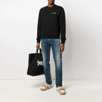 Versión de suéter de cuello redondo con estampado de logotipo SS21, color negro